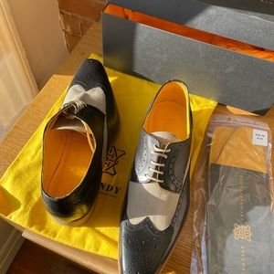 New in box Derby shoes brand Undandy